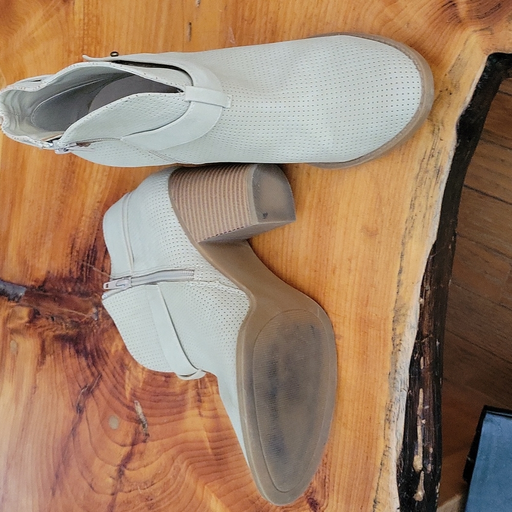 Beige booties